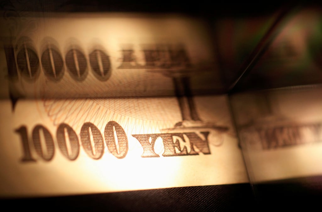 Le japon prepare un plan de soutien sans precedent a son economie, rapporte le journal nikkei