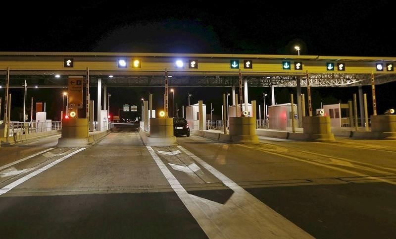 Péages, autoroutes, prix, tarifs, sociétés concessionnaires, BTP, automobilistes, Arafer,