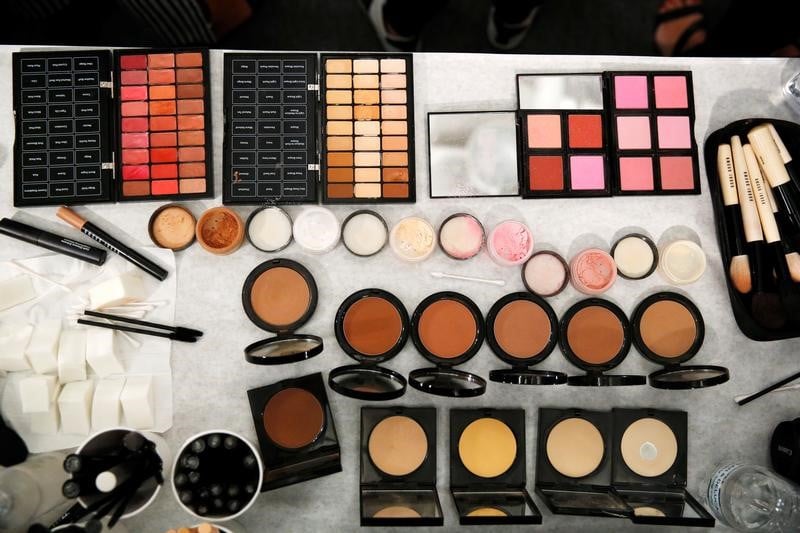 En chine, saisie de 114 million d'euros de cosmetiques de contrefacon