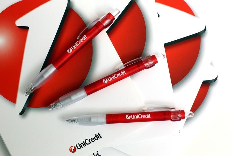 Unicredit depasse les attentes au premier trimestre, benefice net de 907 millions d'euros