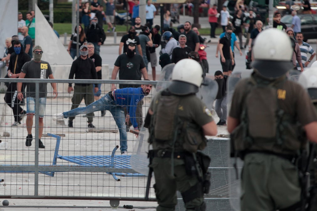Le compromis avec skopje violemment conteste a thessalonique