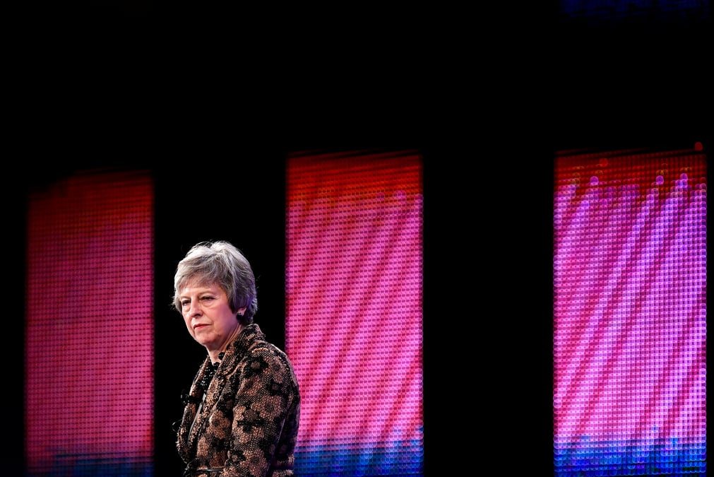 Brexit: le dup a lance un "avertissement" a theresa may