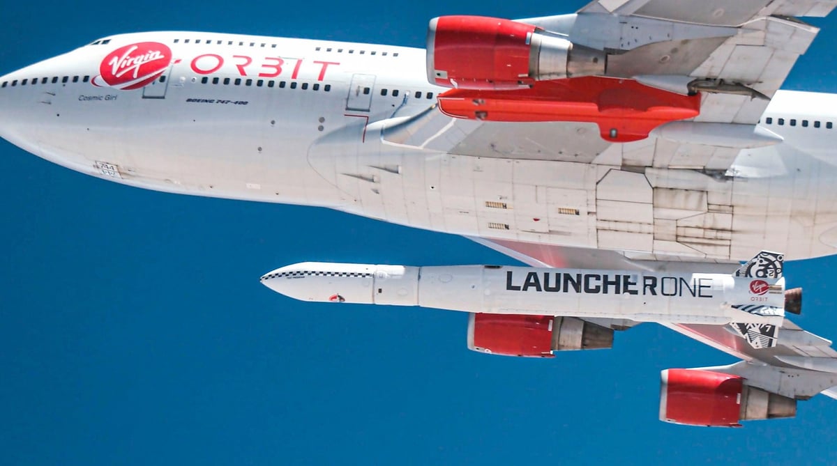 "Nous avons confirmé une libération correcte par l'appareil. Mais la mission s'est terminée peu après le début du vol. Cosmic Girl et notre équipage vont bien et reviennent à la base" (Virgin Orbit)