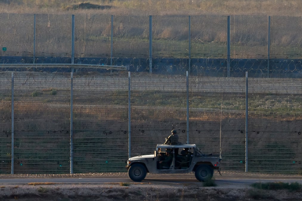 Soldats israeliens pres de la frontiere entre israel et gaza, dans le cadre du conflit entre israel et le hamas