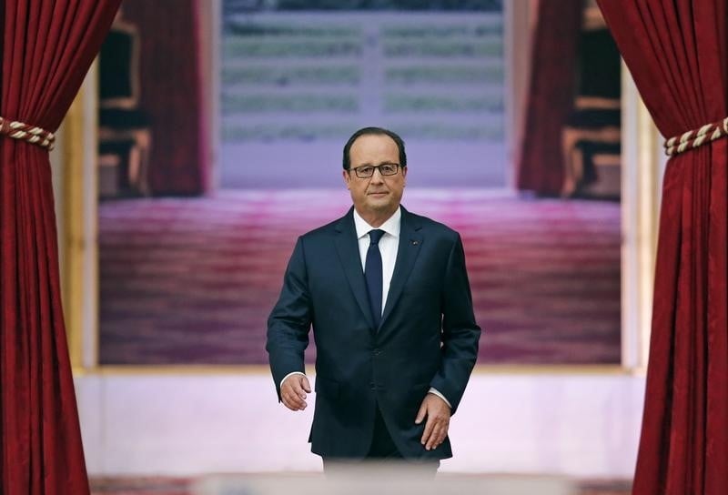 Hollande prêt à une Europe à plusieurs vitesses, avec Berlin