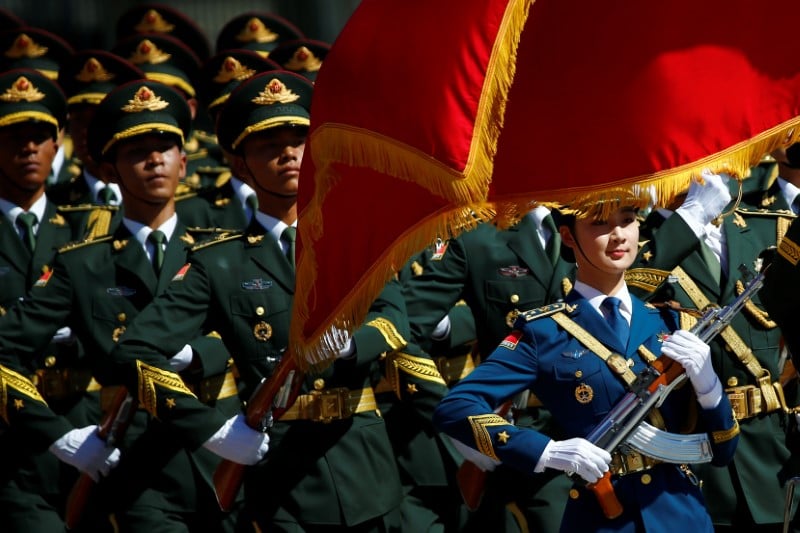 Nouveau coup de frein sur les depenses militaires chinoises en 2017