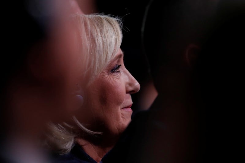 Belloubet, "responsable" de l'evasion de faid, doit demissionner dit le pen