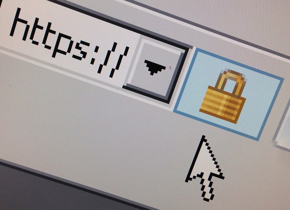 Appel de dizaines d'etats et d'entreprises pour un internet sur
