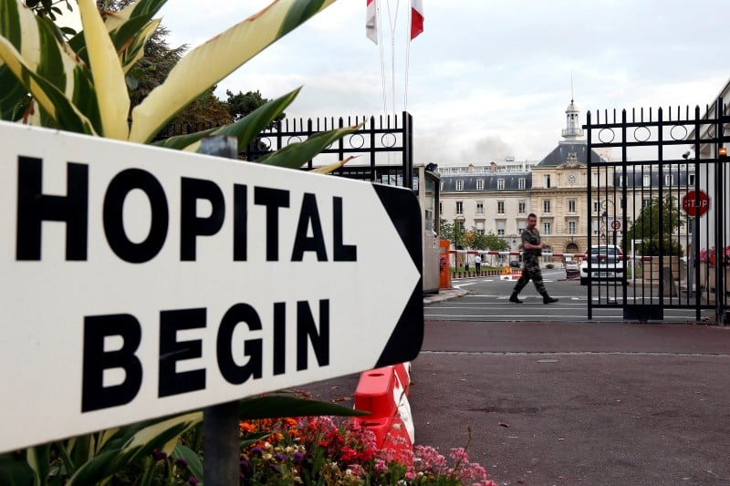 Etat stable pour la victime d'Ebola soignée en France