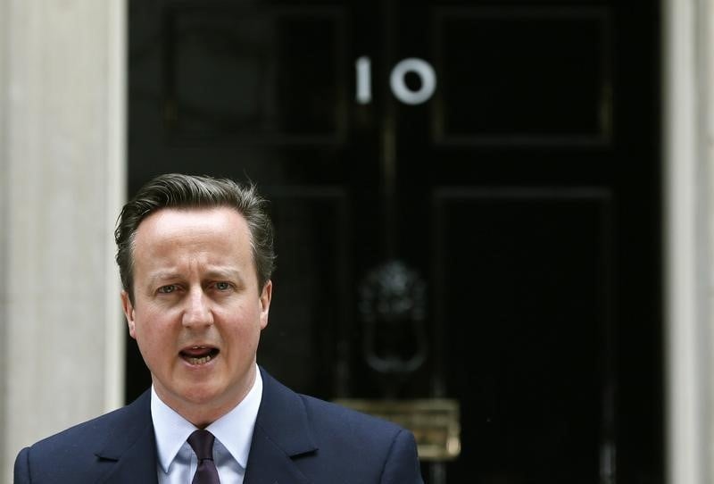 David cameron nomme michael gove a la justice