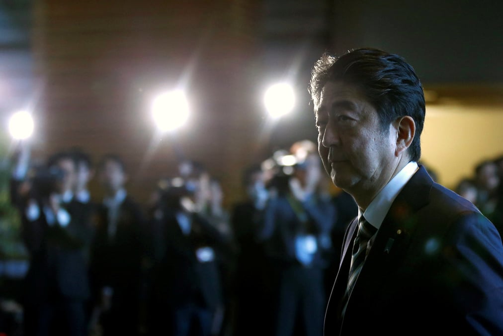 Shinzo abe reconduit a la tete du gouvernement japonais