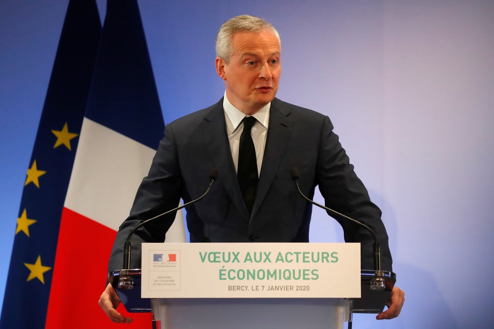 La france doit tout faire pour maitriser sa dette et amorcer sa reduction, selon le maire
