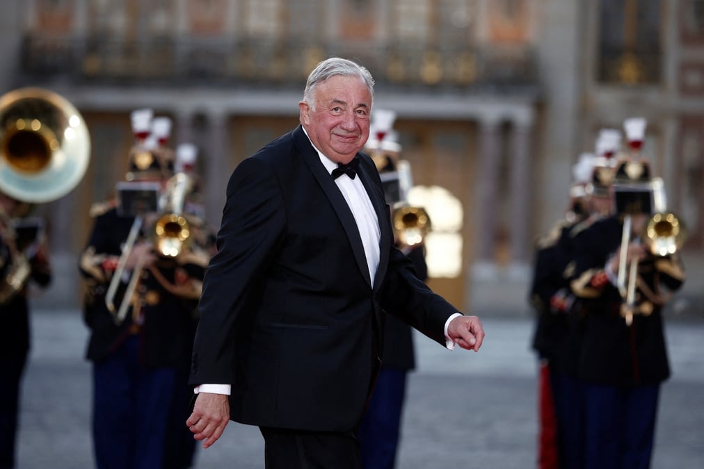 Le president du senat gerard larcher arrive pour assister a un diner d'etat en l'honneur du roi charles et de la reine camilla au chateau de versailles