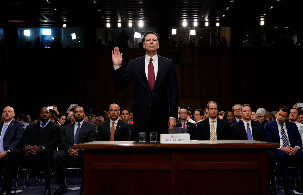 Comey perturbe sur les explications qui ont varie sur son renvoi