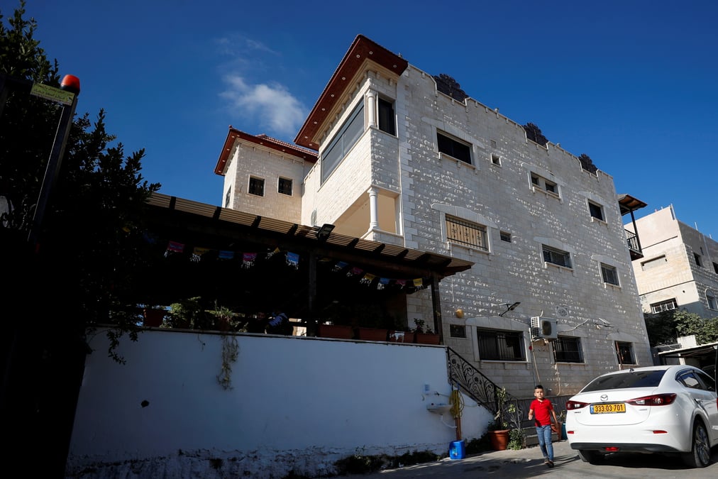 Israel: les deux derniers militants palestiniens evades ont ete arretes