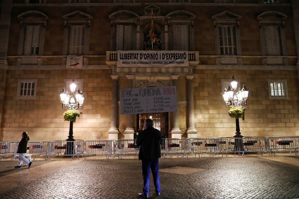 L'espagne revoit en hausse les chiffres de la mortalite liee au coronavirus