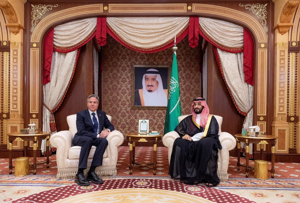 Le secretaire d'etat americain antony blinken et prince heritier saoudien mohammed bin salman a djeddah, en arabie saoudi