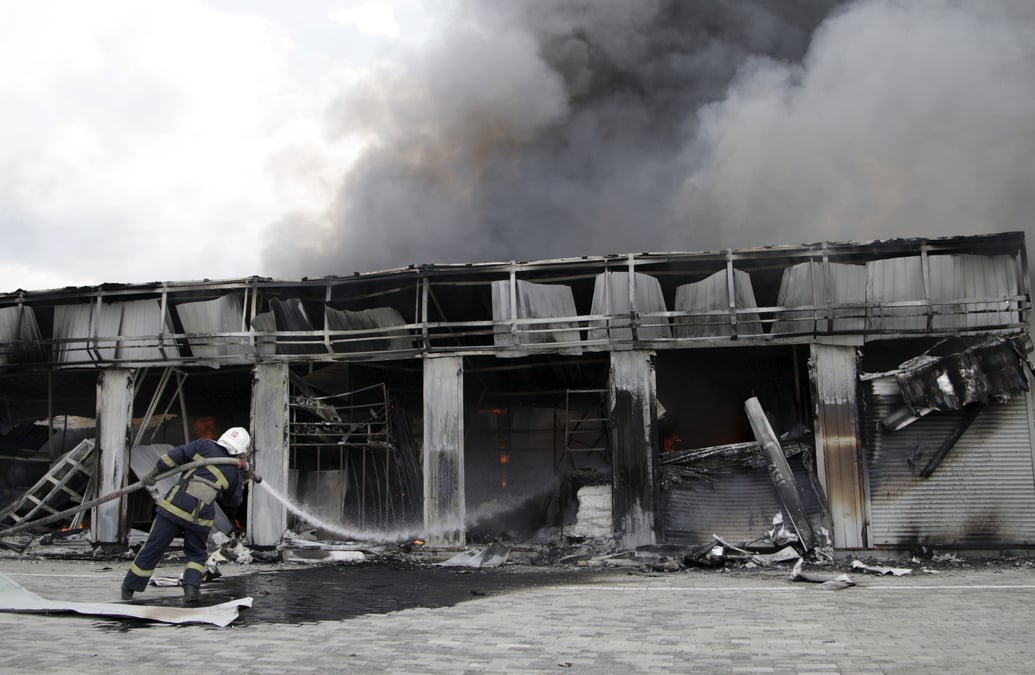 Violents combats dans l'est de l'ukraine, pres de donetsk