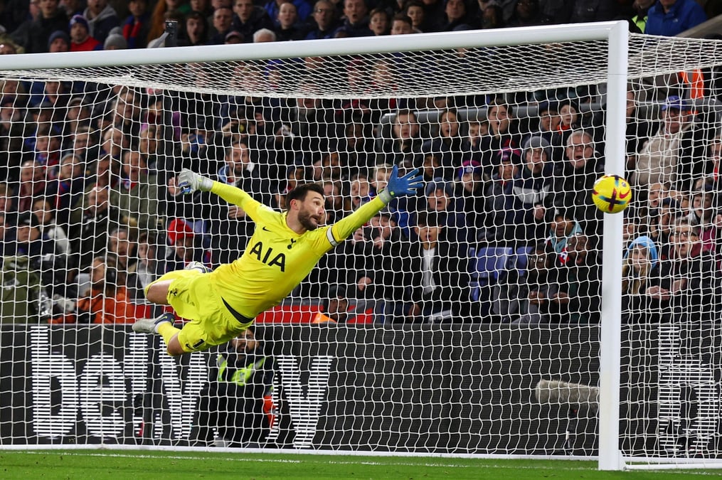 Hugo lloris lors du match entre crystal palace et tottenham hotspur a selhurst park, londres