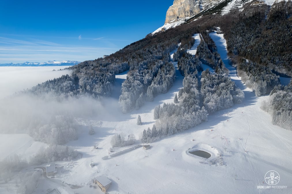En Chartreuse, quatre stations dont celle de Saint-Hilaire-du-Touvet sont désormais gérées en mode associatif, et recherchent un nouvel équilibre.