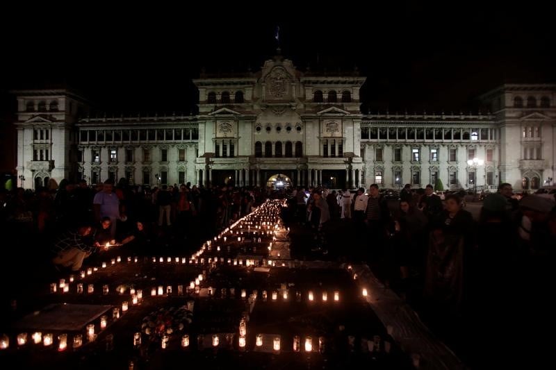 Scenes de "cauchemar" dans le foyer guatemalteque incendie
