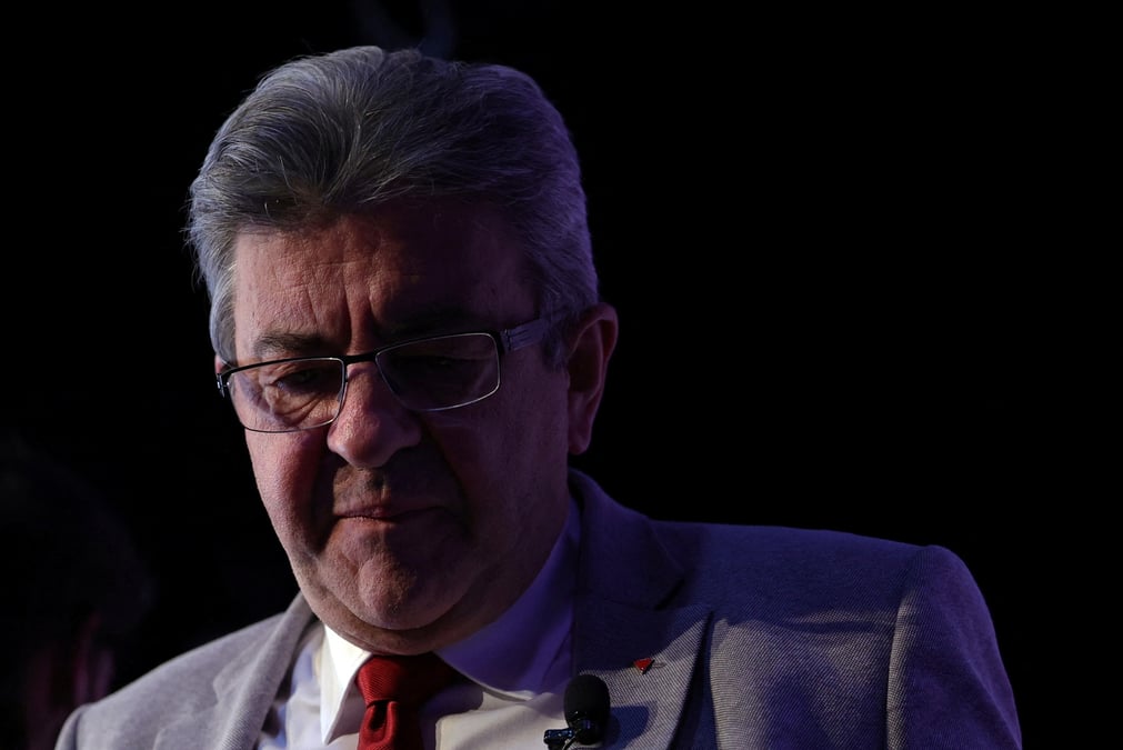 France: jean-luc melenchon ne sera pas candidat aux elections legislatives