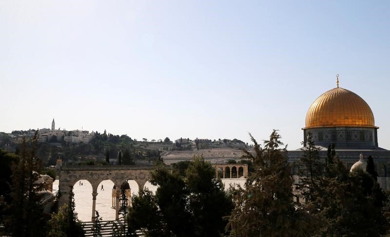 Trois israeliens blesses dans une fusillade a jerusalem