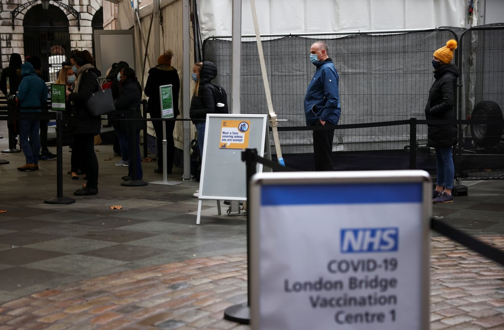 Grande bretagne: sept centres de vaccination pour intensifier la lutte contre le covid-19