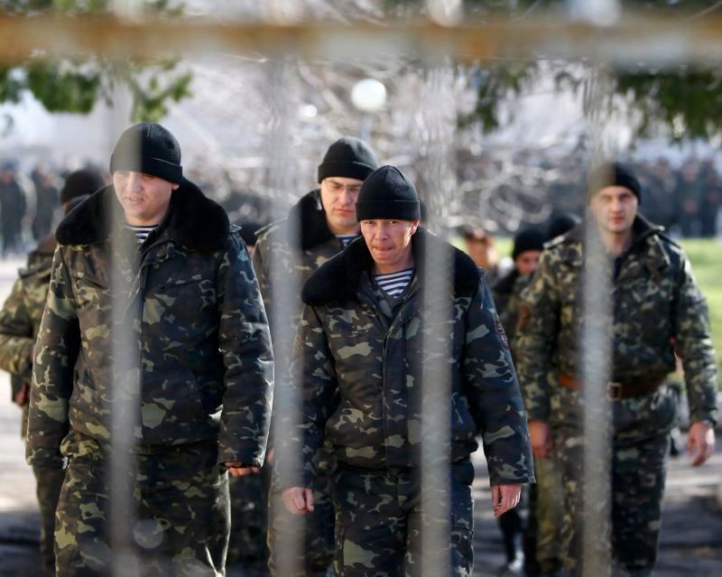 L'Ukraine ordonne l'évacuation de ses dernières bases en Crimée