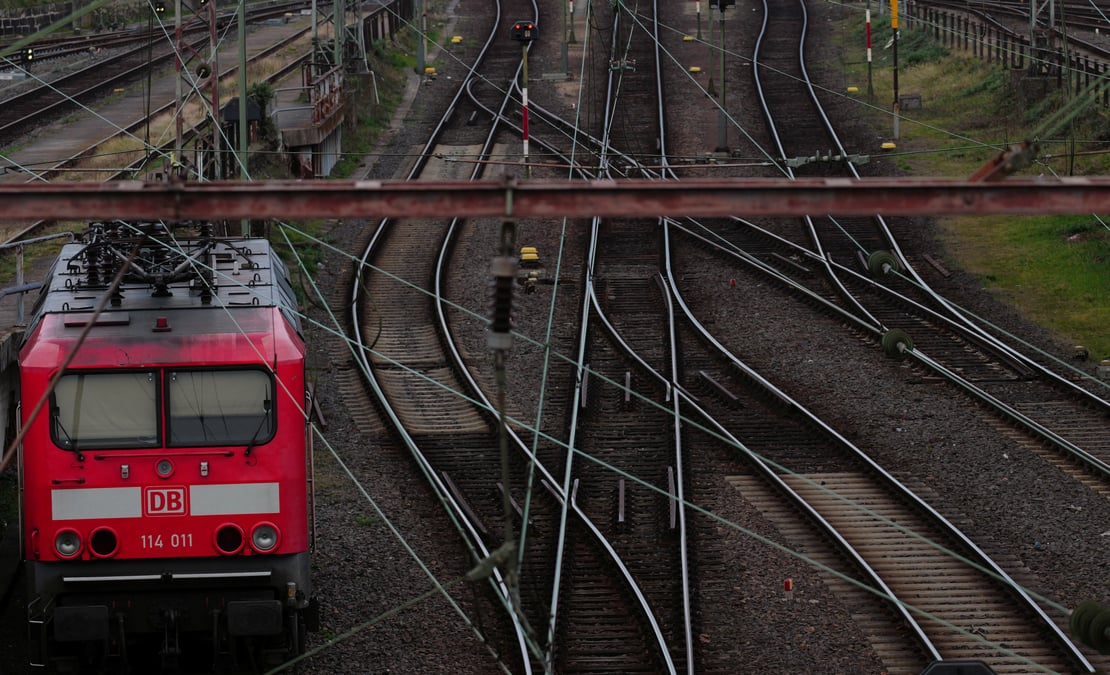 Une locomotive pres de la gare centrale de francfort