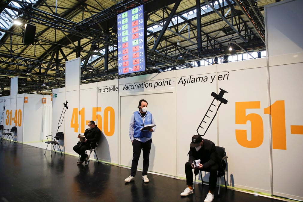 Coronavirus: pres de 10.000 nouveaux cas enregistres en allemagne