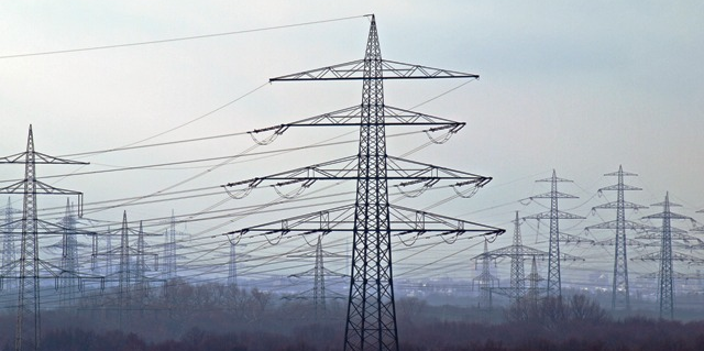 électricité lignes transport