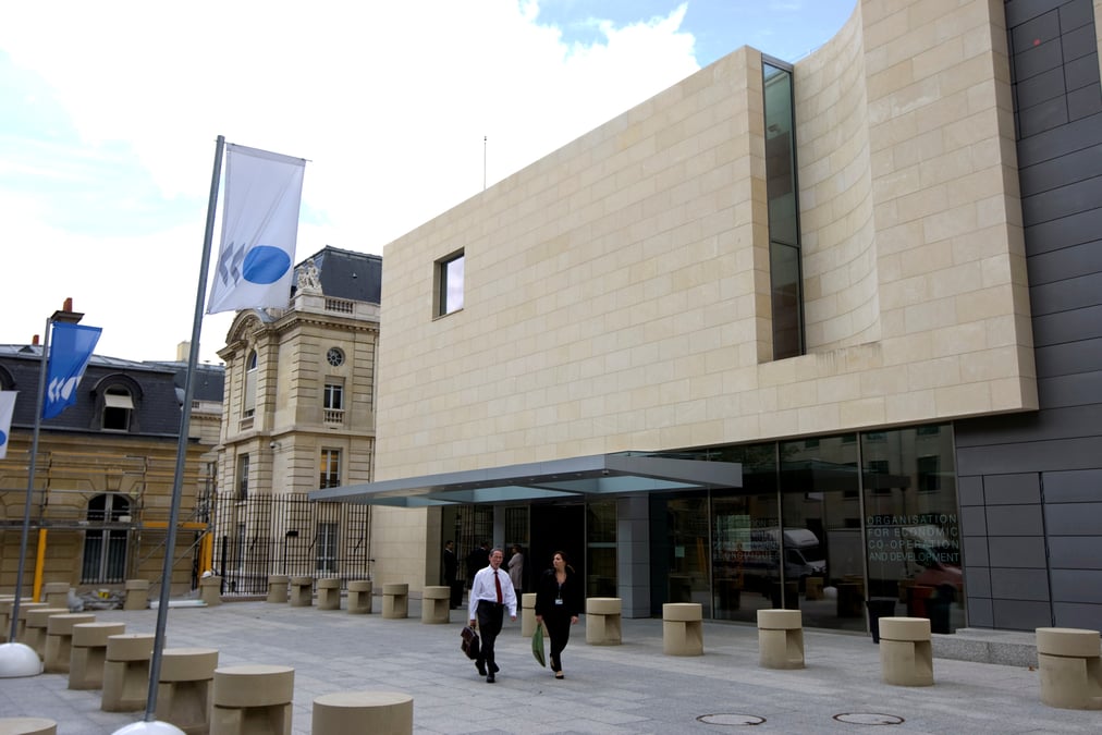 Chemin seme d'embuches pour un impot mondial plancher sur les societes