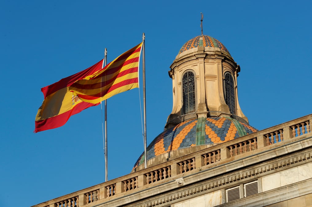 Catalogne: les deux principaux parti separatistes iront separement aux urnes