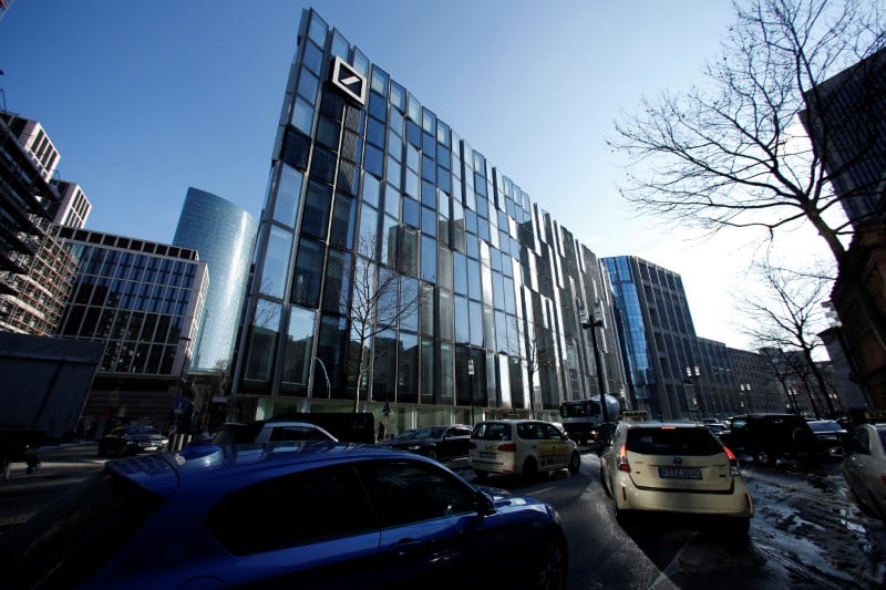 Deutsche bank pourrait annoncer une reorganisation jeudi