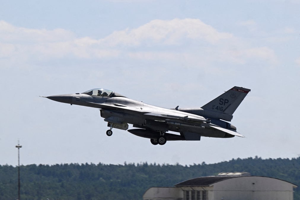 Parmi les ventes approuvées en 2024, la Turquie a acheté pour 23 milliards de dollars d'avions de combat F-16 Fighting Falcon et de mises à niveau.