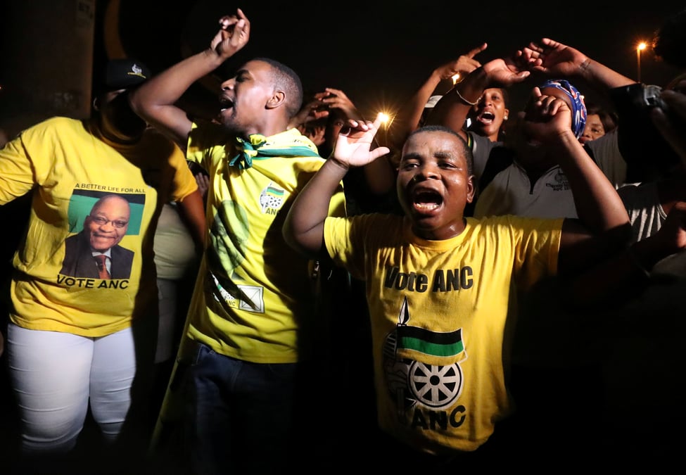 Afrique du sud: une manifestation en soutien a zuma avant son proces