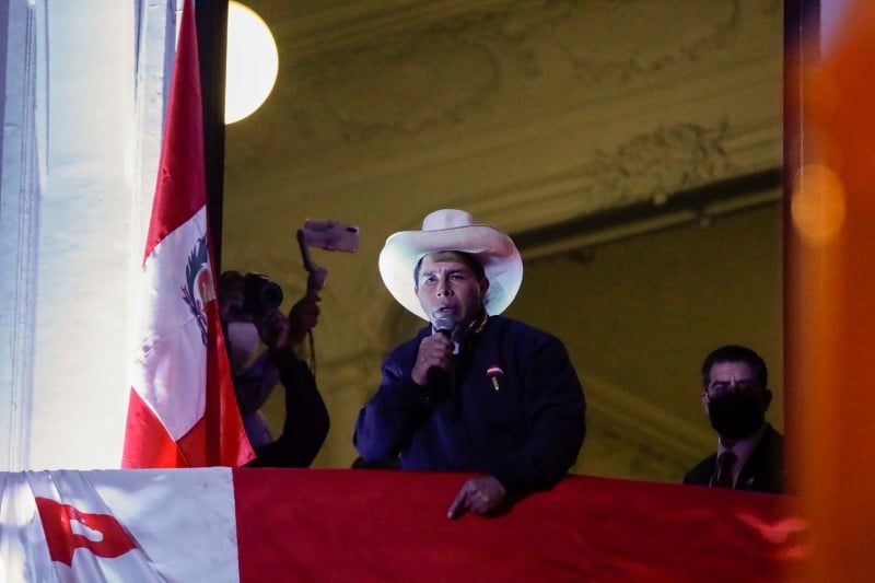 Au perou, le socialiste castillo revendique la victoire