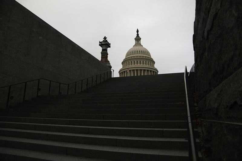 Le Sénat bloque la loi relevant le salaire minimum aux Etats-Unis