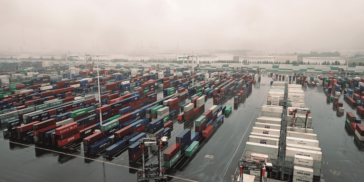 Commerce export import port containers conteneurs logistique