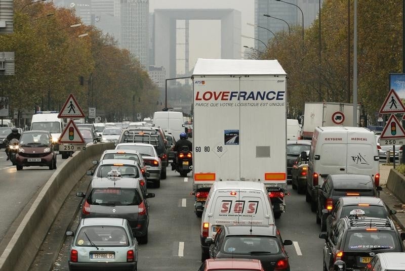 Les auto-ecoles veulent bloquer des villes lundi