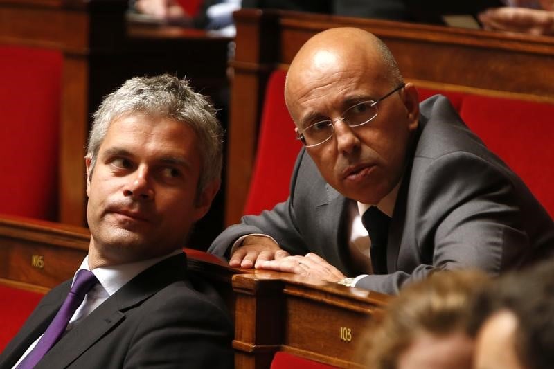France: la rentree marque le debut de la campagne a droite