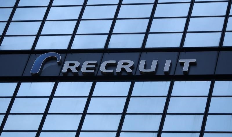 Recruit acquiert le site d'annonces glassdoor pour 1,2 milliard de dollars
