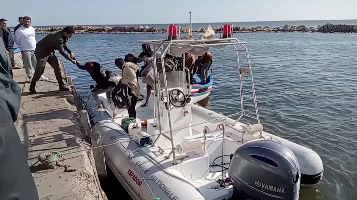 Au moins huit migrants perissent noyes au large de la tunisie
