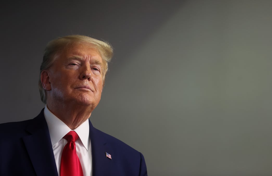 Coronavirus: donald trump va interdire temporairement toute immigration