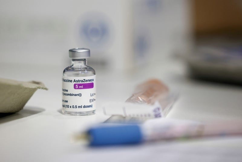 L'italie renonce au vaccin astrazeneca pour les moins de 60 ans apres un deces