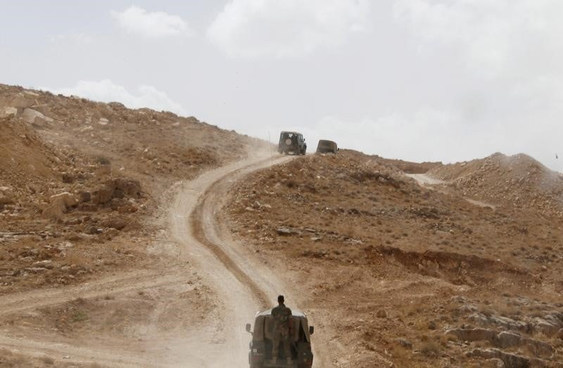 L'armee libanaise va intervenir a la frontiere syrienne