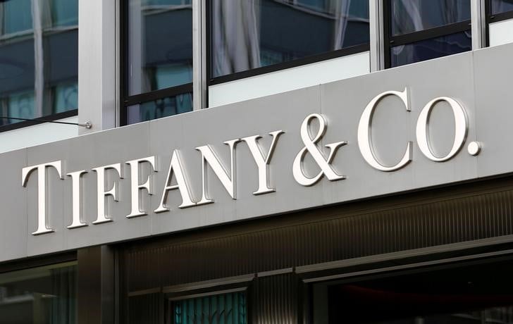 Tiffany: profits et ca depassent les attentes au 2e trimestre avec le japon