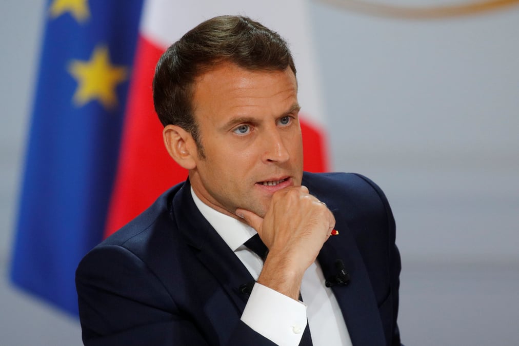 Macron annonce cinq milliards d'impots en moins pour eteindre la crise