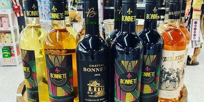 Présentation des vins importés par Jean-François Bonneté dans la Chaine “Spec’s” au Texas : la gamme de vins de France « Bonneté » élaborés dans la région de Bordeaux (en partenariat avec Bordeaux Families) et les vins « Libération de Paris » (co-entreprise avec la famille Delaunay - Laurent & Catherine Delaunay - prioritaires de la société Delaunay Vins & Domaines et Edouard Delaunay).